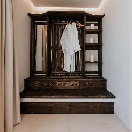 Charming Naxos | 3 Bedrooms | Aladine | Spectacular Sea Views | Private Pool | Naxos Pláka